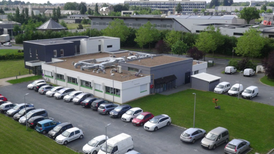Siège social Polleniz Vue de drone du siège social de Polleniz à Beaucoup